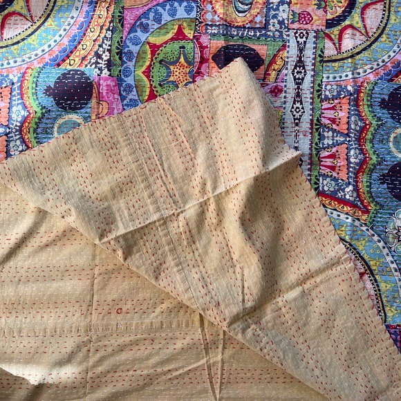 SOLD! Kantha Throw blankets (2) This is SOLD! - Picture 5 of 5